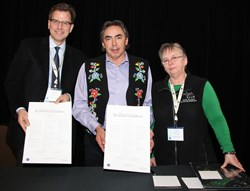 MNO and ICES sign Memorandum of Understanding during Health Summit